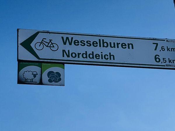 Radtourschild mit Schaf-Route und Kohl-Route
